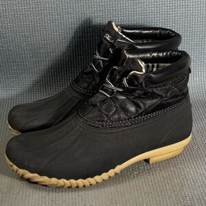 Skechers Women's Hampshire Duck Ridge Mid Quilted Lace Up Waterproof Boots Sz 9